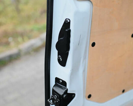 Белый Опель Movano, объемом двигателя 0 л и пробегом 158 тыс. км за 19300 $, фото 29 на Automoto.ua