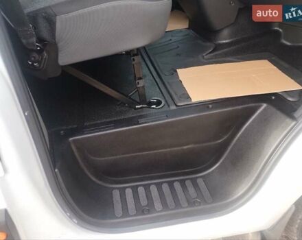 Белый Опель Movano, объемом двигателя 2.3 л и пробегом 150 тыс. км за 18900 $, фото 15 на Automoto.ua