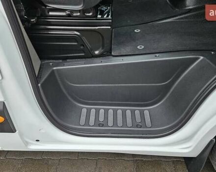 Белый Опель Movano, объемом двигателя 2.3 л и пробегом 133 тыс. км за 20900 $, фото 28 на Automoto.ua