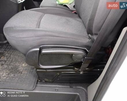 Белый Опель Movano, объемом двигателя 2.3 л и пробегом 209 тыс. км за 18800 $, фото 19 на Automoto.ua