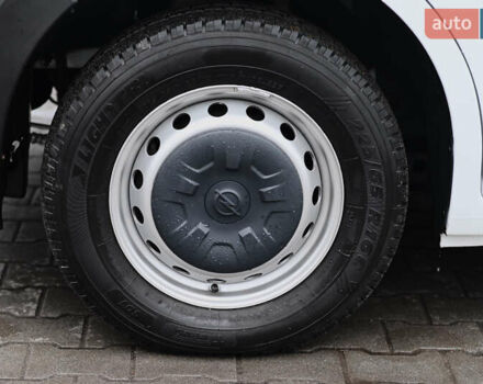 Белый Опель Movano, объемом двигателя 0 л и пробегом 158 тыс. км за 19300 $, фото 14 на Automoto.ua