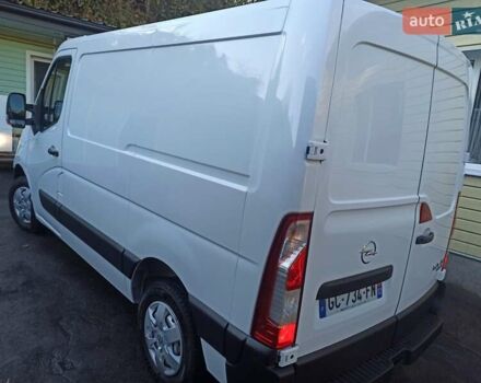 Белый Опель Movano, объемом двигателя 2.3 л и пробегом 133 тыс. км за 15600 $, фото 1 на Automoto.ua
