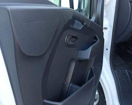 Белый Опель Movano, объемом двигателя 2.3 л и пробегом 133 тыс. км за 15600 $, фото 3 на Automoto.ua