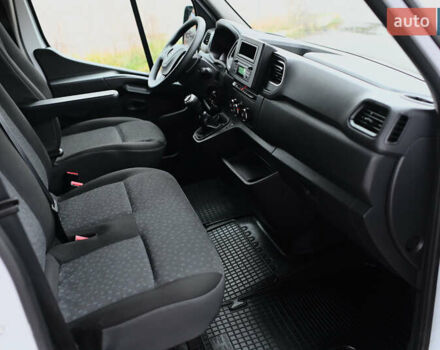 Белый Опель Movano, объемом двигателя 0 л и пробегом 158 тыс. км за 19300 $, фото 21 на Automoto.ua