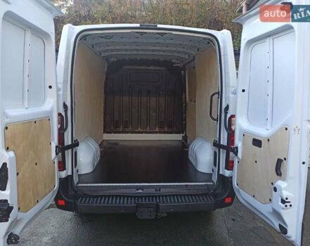 Белый Опель Movano, объемом двигателя 2.3 л и пробегом 133 тыс. км за 15600 $, фото 25 на Automoto.ua