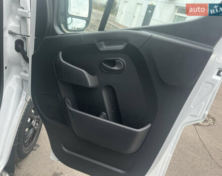 Белый Опель Movano, объемом двигателя 2.3 л и пробегом 196 тыс. км за 20950 $, фото 20 на Automoto.ua