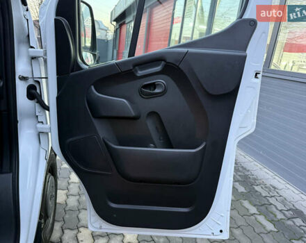 Белый Опель Movano, объемом двигателя 2.3 л и пробегом 145 тыс. км за 18800 $, фото 23 на Automoto.ua