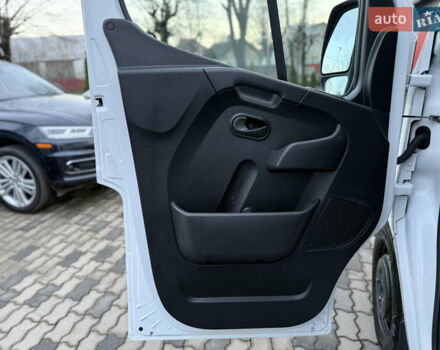 Белый Опель Movano, объемом двигателя 2.3 л и пробегом 145 тыс. км за 18800 $, фото 13 на Automoto.ua