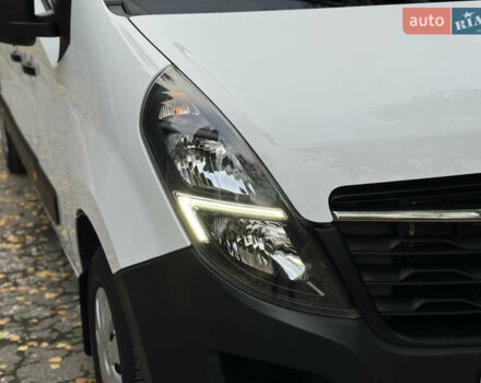 Білий Опель Movano, об'ємом двигуна 2.3 л та пробігом 202 тис. км за 19500 $, фото 17 на Automoto.ua