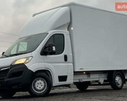 Белый Опель Movano, объемом двигателя 2.2 л и пробегом 220 тыс. км за 25899 $, фото 4 на Automoto.ua