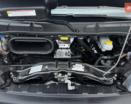 Белый Опель Movano, объемом двигателя 2.2 л и пробегом 220 тыс. км за 25899 $, фото 26 на Automoto.ua