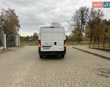 Білий Опель Movano, об'ємом двигуна 2.2 л та пробігом 85 тис. км за 19500 $, фото 6 на Automoto.ua