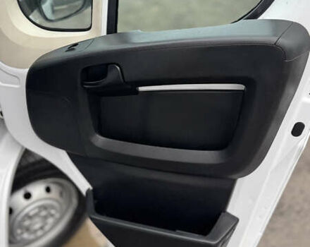 Белый Опель Movano, объемом двигателя 2.2 л и пробегом 220 тыс. км за 25899 $, фото 13 на Automoto.ua