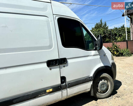 Белый Опель Movano, объемом двигателя 2.46 л и пробегом 400 тыс. км за 5200 $, фото 4 на Automoto.ua