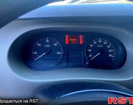 Опель Movano 2004 в Ахтырке на Automoto.ua Белый Опель Movano, объемом двигателя 2.5 л и пробегом 398 тыс. км за 7200 $, фото 8 на Automoto.ua