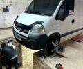 Білий Опель Movano, об'ємом двигуна 2.2 л та пробігом 300 тис. км за 4800 $, фото 1 на Automoto.ua