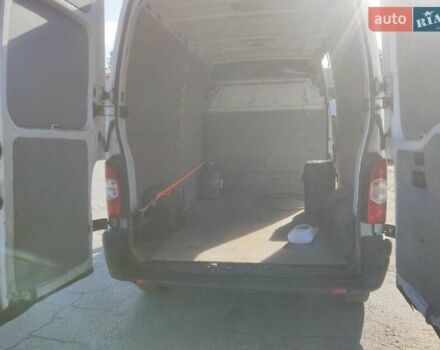 Белый Опель Movano, объемом двигателя 2.95 л и пробегом 411 тыс. км за 5200 $, фото 9 на Automoto.ua