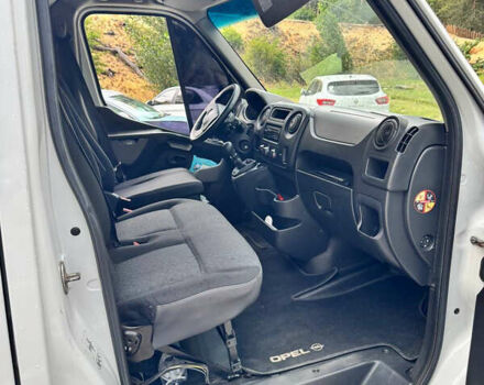 Белый Опель Movano, объемом двигателя 2.3 л и пробегом 470 тыс. км за 11699 $, фото 9 на Automoto.ua