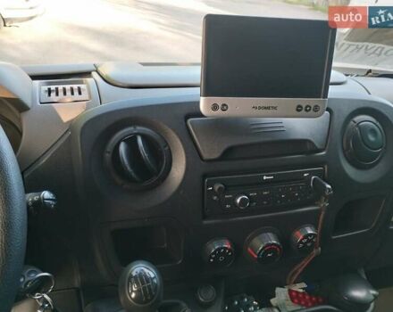 Белый Опель Movano, объемом двигателя 2.3 л и пробегом 303 тыс. км за 13500 $, фото 16 на Automoto.ua