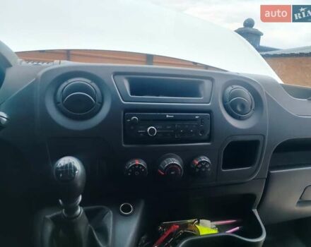 Білий Опель Movano, об'ємом двигуна 2.3 л та пробігом 225 тис. км за 11800 $, фото 3 на Automoto.ua