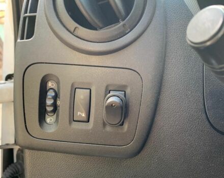 Білий Опель Movano, об'ємом двигуна 2.3 л та пробігом 290 тис. км за 12200 $, фото 3 на Automoto.ua