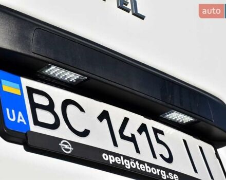 Белый Опель Movano, объемом двигателя 2.3 л и пробегом 279 тыс. км за 14550 $, фото 12 на Automoto.ua