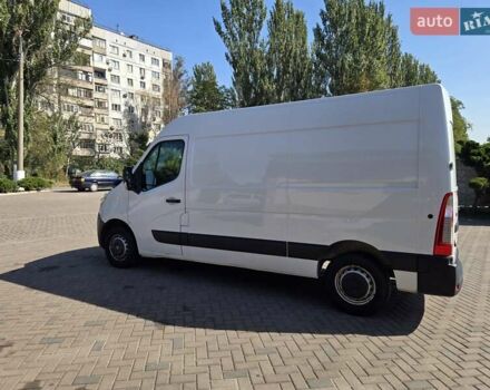Белый Опель Movano, объемом двигателя 2.3 л и пробегом 230 тыс. км за 14000 $, фото 1 на Automoto.ua