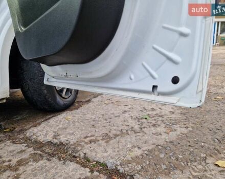 Опель Movano 2014 в Днепре (Днепропетровске) на Automoto.ua Белый Опель Movano, объемом двигателя 2.3 л и пробегом 321 тыс. км за 14999 $, фото 47 на Automoto.ua