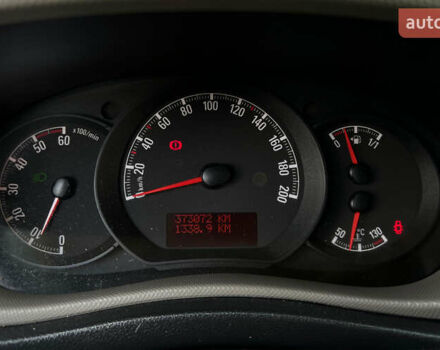 Белый Опель Movano, объемом двигателя 2.3 л и пробегом 373 тыс. км за 16700 $, фото 8 на Automoto.ua