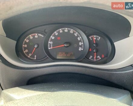 Белый Опель Movano, объемом двигателя 2.3 л и пробегом 400 тыс. км за 12800 $, фото 7 на Automoto.ua