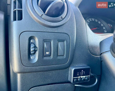 Опель Movano 2015 в Киеве на Automoto.ua Белый Опель Movano, объемом двигателя 2.3 л и пробегом 415 тыс. км за 14300 $, фото 29 на Automoto.ua