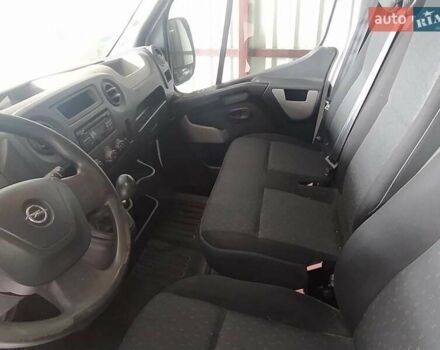 Білий Опель Movano, об'ємом двигуна 2.3 л та пробігом 174 тис. км за 12000 $, фото 2 на Automoto.ua