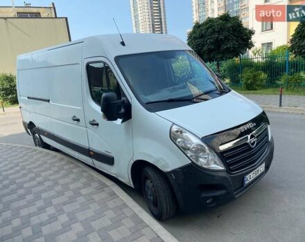 Белый Опель Movano, объемом двигателя 2.3 л и пробегом 358 тыс. км за 13000 $, фото 4 на Automoto.ua