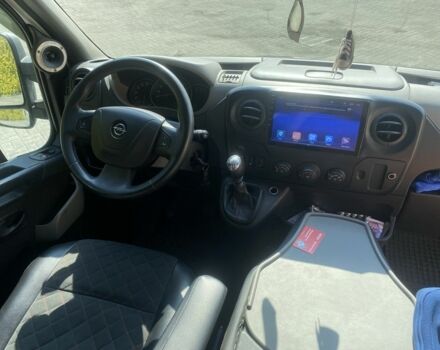 Белый Опель Movano, объемом двигателя 2.3 л и пробегом 397 тыс. км за 15900 $, фото 3 на Automoto.ua