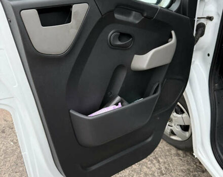 Білий Опель Movano, об'ємом двигуна 2.3 л та пробігом 414 тис. км за 13500 $, фото 5 на Automoto.ua