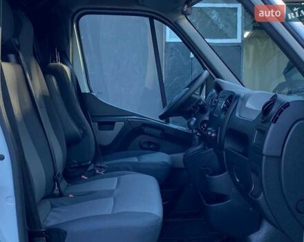 Белый Опель Movano, объемом двигателя 2.3 л и пробегом 265 тыс. км за 15600 $, фото 10 на Automoto.ua