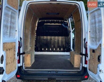 Белый Опель Movano, объемом двигателя 2.3 л и пробегом 265 тыс. км за 15600 $, фото 19 на Automoto.ua
