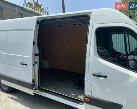 Белый Опель Movano, объемом двигателя 2.3 л и пробегом 345 тыс. км за 14000 $, фото 1 на Automoto.ua