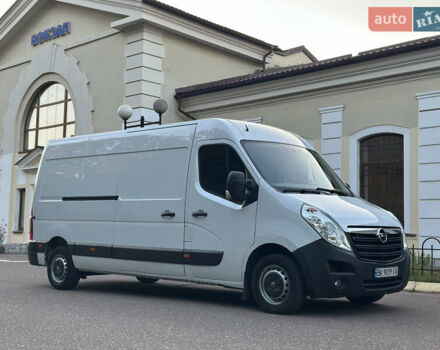 Белый Опель Movano, объемом двигателя 2.3 л и пробегом 284 тыс. км за 15700 $, фото 3 на Automoto.ua