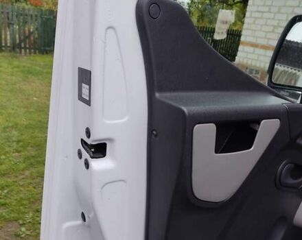 Белый Опель Movano, объемом двигателя 2.3 л и пробегом 245 тыс. км за 17200 $, фото 20 на Automoto.ua