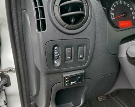 Белый Опель Movano, объемом двигателя 2.3 л и пробегом 245 тыс. км за 17200 $, фото 24 на Automoto.ua