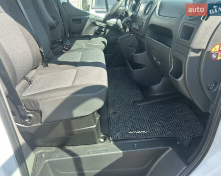 Белый Опель Movano, объемом двигателя 0 л и пробегом 145 тыс. км за 15800 $, фото 27 на Automoto.ua