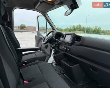 Белый Опель Movano, объемом двигателя 2.3 л и пробегом 241 тыс. км за 18999 $, фото 36 на Automoto.ua