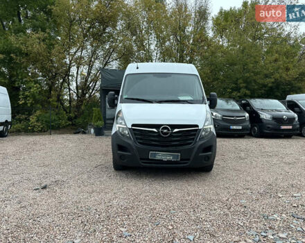 Белый Опель Movano, объемом двигателя 2.3 л и пробегом 185 тыс. км за 19500 $, фото 2 на Automoto.ua
