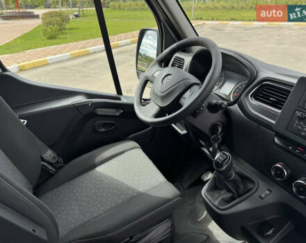 Белый Опель Movano, объемом двигателя 2.3 л и пробегом 216 тыс. км за 18700 $, фото 65 на Automoto.ua