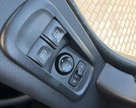 Білий Опель Movano, об'ємом двигуна 2.3 л та пробігом 85 тис. км за 20478 $, фото 33 на Automoto.ua
