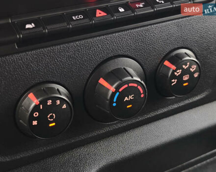 Білий Опель Movano, об'ємом двигуна 2.3 л та пробігом 146 тис. км за 18999 $, фото 31 на Automoto.ua