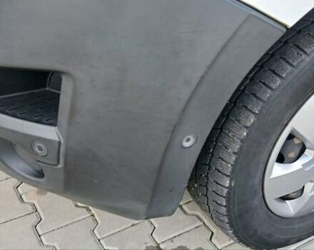 Белый Опель Movano, объемом двигателя 2.3 л и пробегом 263 тыс. км за 19800 $, фото 14 на Automoto.ua