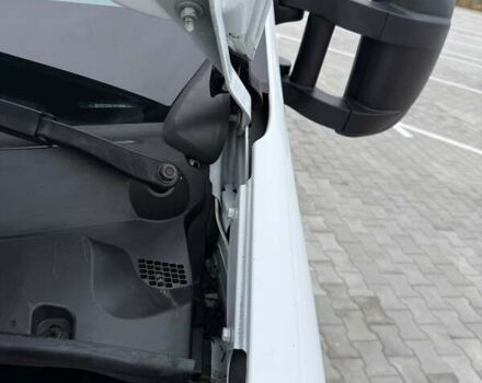 Белый Опель Movano, объемом двигателя 2.3 л и пробегом 241 тыс. км за 18999 $, фото 21 на Automoto.ua