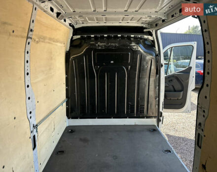 Білий Опель Movano, об'ємом двигуна 2.3 л та пробігом 290 тис. км за 19300 $, фото 27 на Automoto.ua